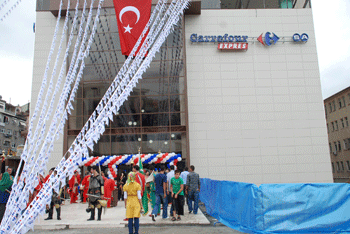 CARREFOUR SA 2. �UBEY� A�TI...