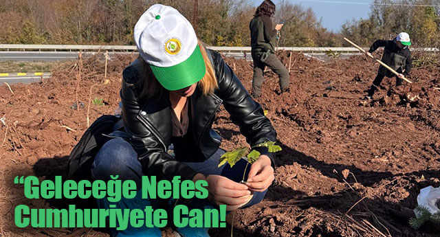 GELECEE NEFES, CUMHURYETE CAN